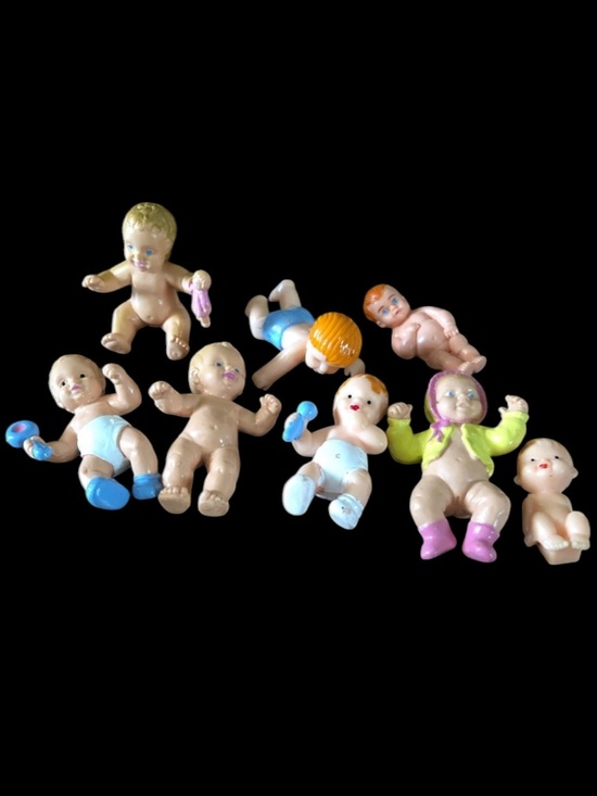 Vintage Other - Assorted Dollhouse Babies